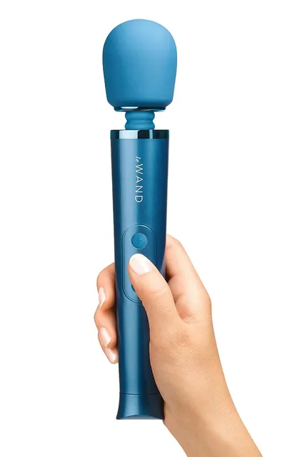 LE WAND PETITE RECHARGEABLE VIBRATING MASSAGER BLUE